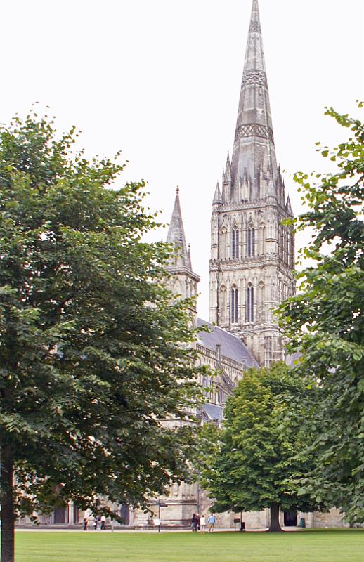 135 Salisbury Cathedral.jpg - KONICA MINOLTA DIGITAL CAMERA